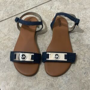 Used Michael Kors Sandals girls Size 4